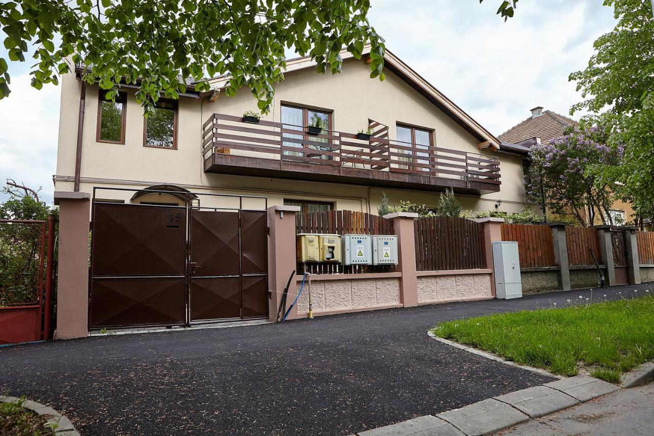 Apartament Rozelor 브라쇼브 외부 사진